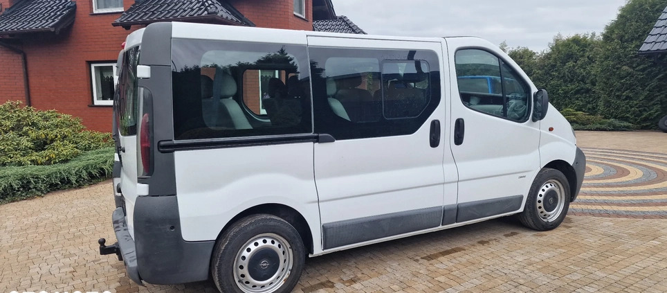 Opel Vivaro cena 27900 przebieg: 250000, rok produkcji 2005 z Świecie małe 154